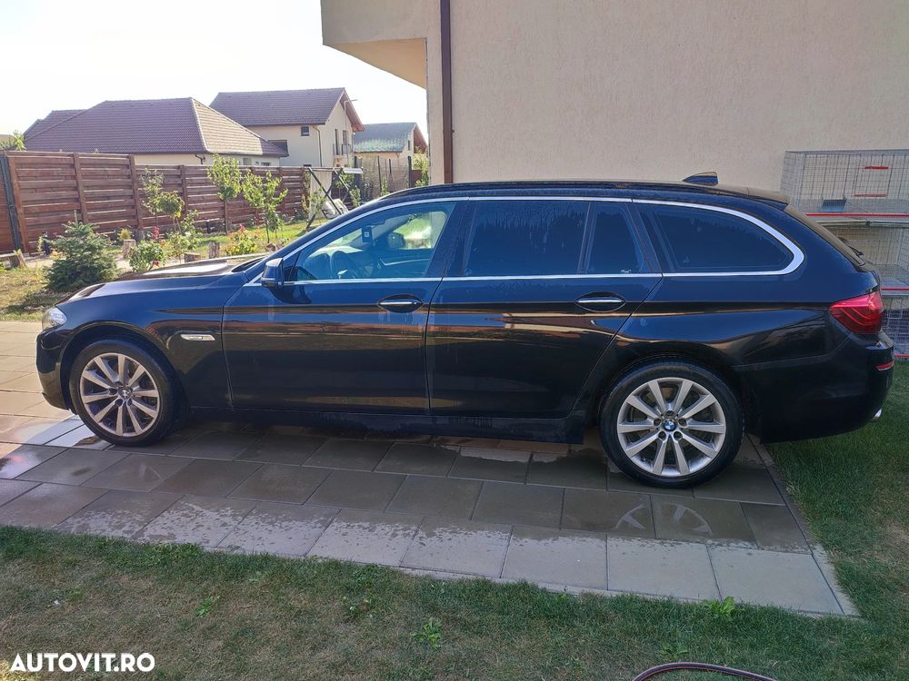 BMW Seria 5 525d xDrive AT - 2