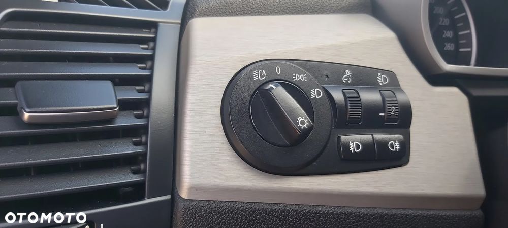 BMW Z4 2.2i - 38