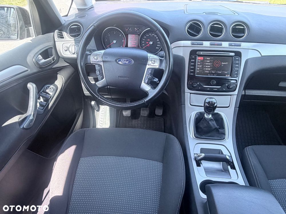 Ford Galaxy 2.0 TDCi Ghia - 7