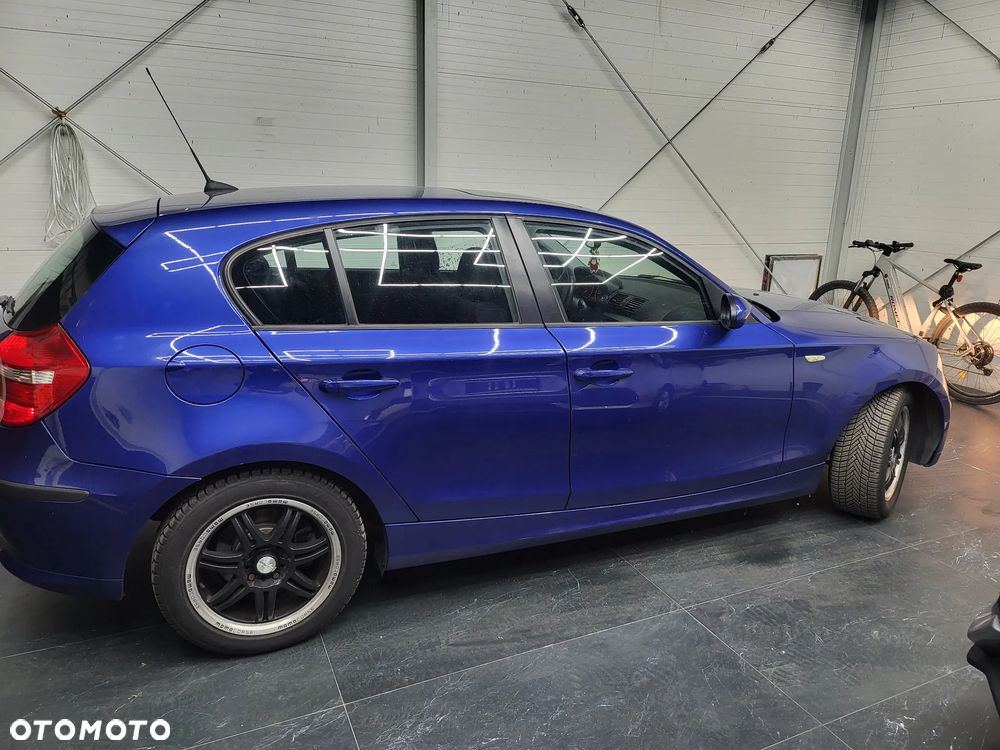 BMW Seria 1 - 22