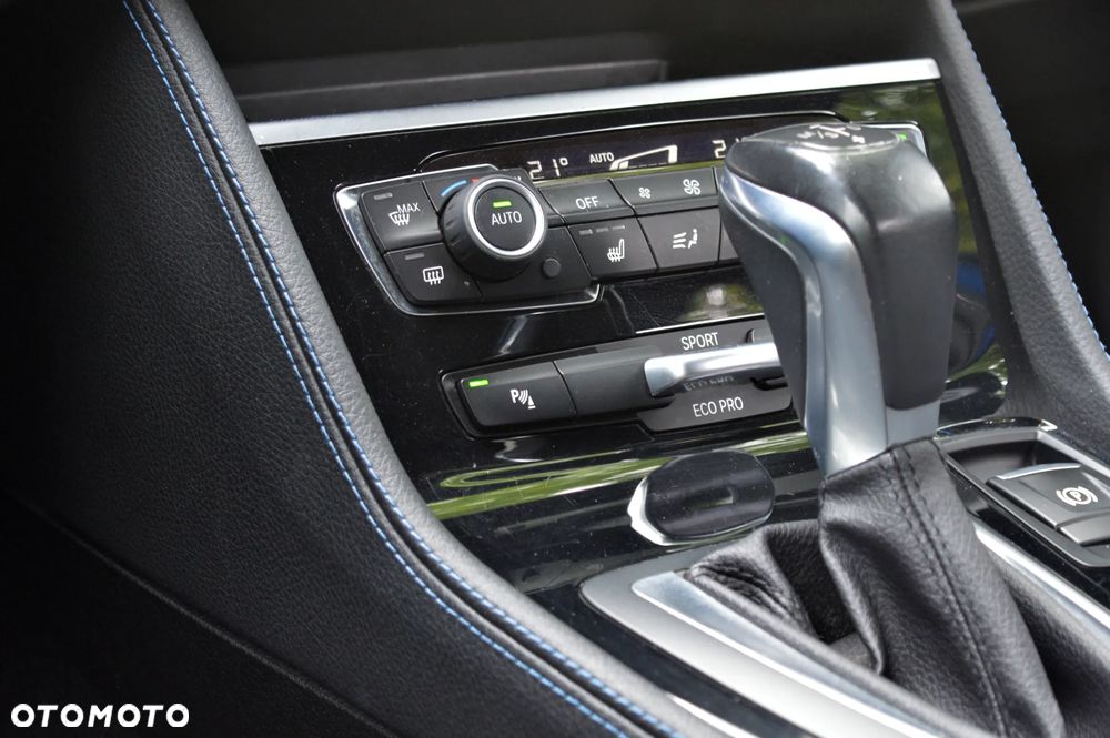 BMW Seria 2 218d GT M Sport - 28