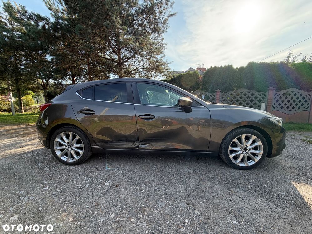 Mazda 3 - 3