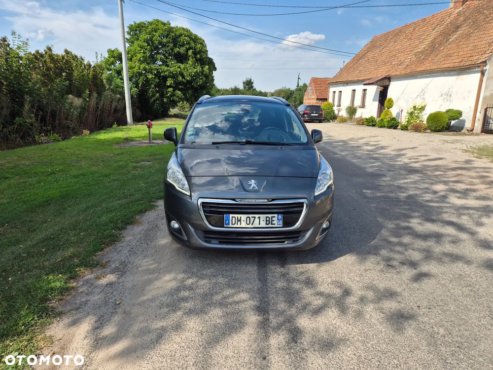 Peugeot 5008 HDI 150 Allure - 3