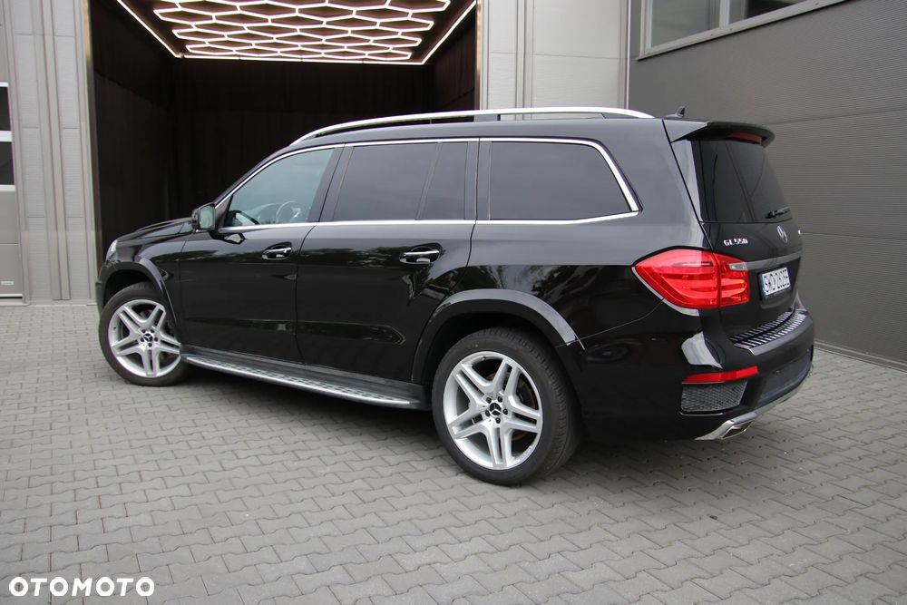 Mercedes-Benz GL - 11