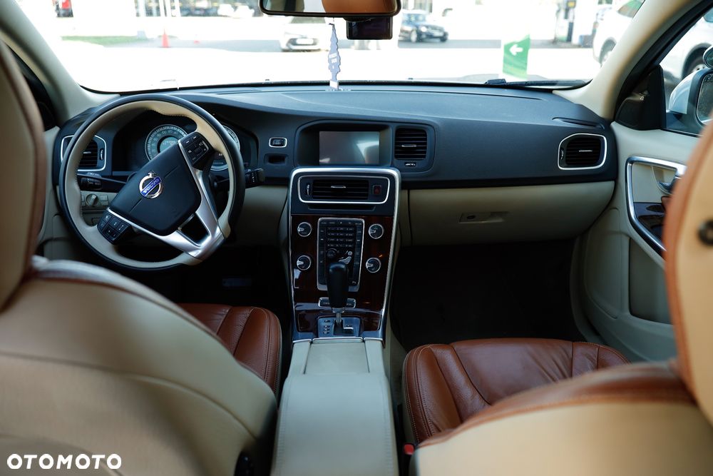 Volvo S60 - 14