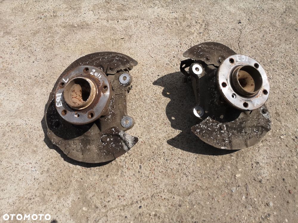 ZWROTNICA PIASTA PRZEDNIA LEWA PRAWA BMW E90 E91 E92 E93 E81 E82 E87 E88 CZUJNIK ABS - 1