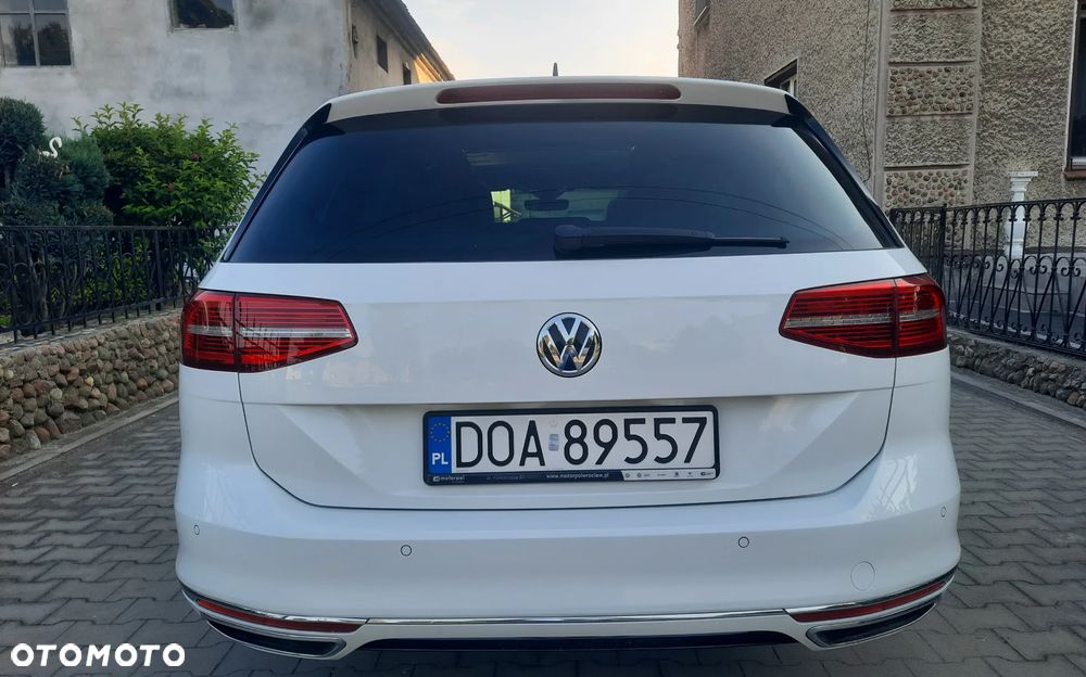 Volkswagen Passat - 10