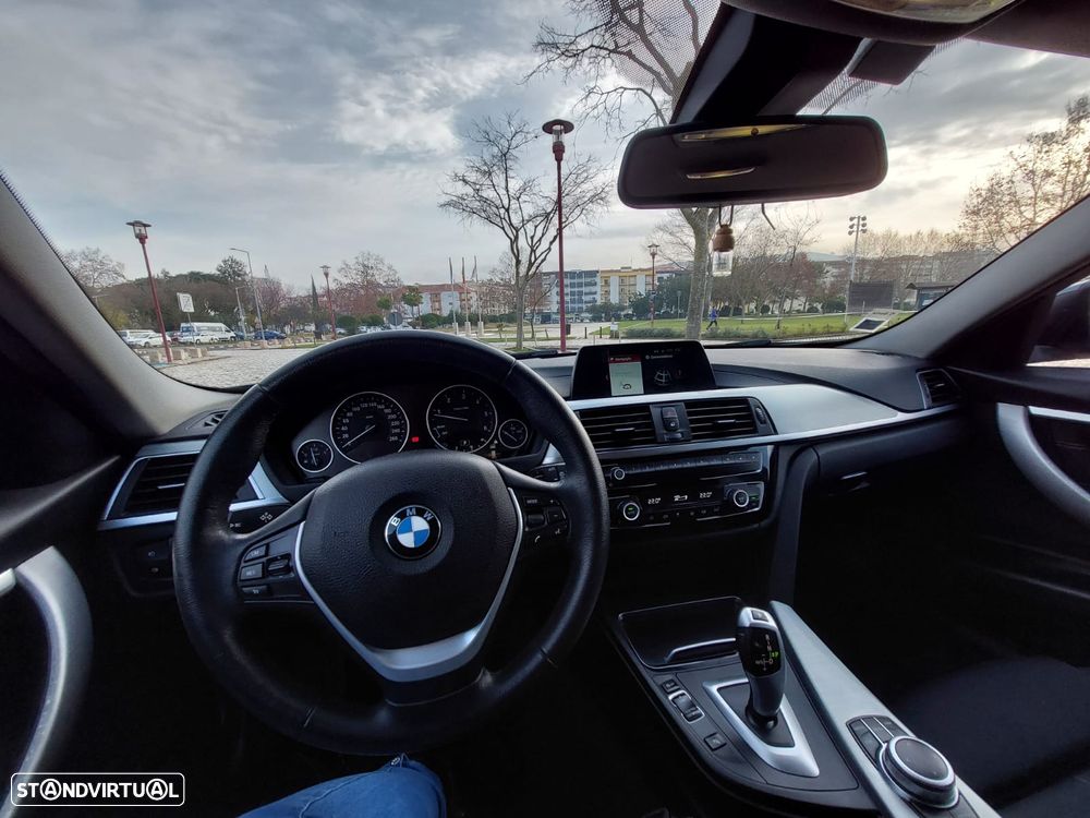 BMW 318 d Ultimate Auto - 10