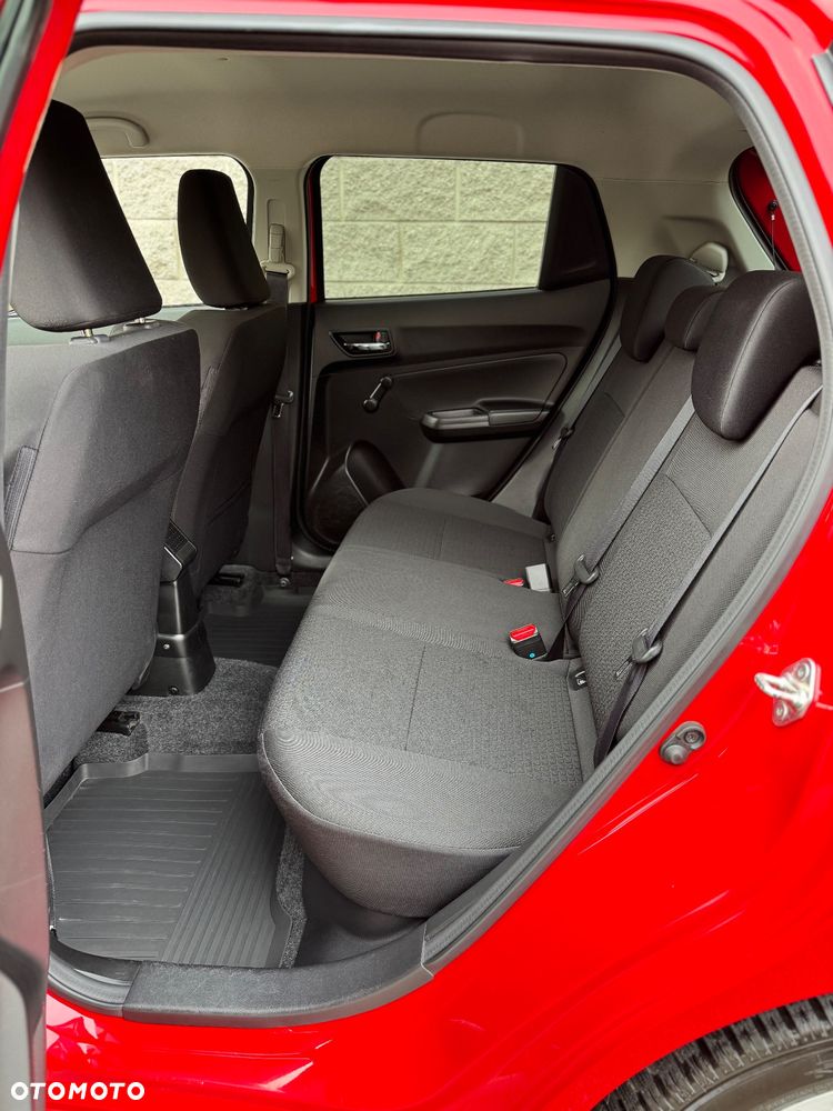 Suzuki Swift 1.2 SHVS Premium Plus - 9