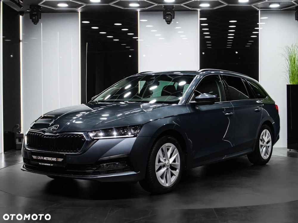 Skoda Octavia 2.0 TDI SCR Ambition DSG - 2