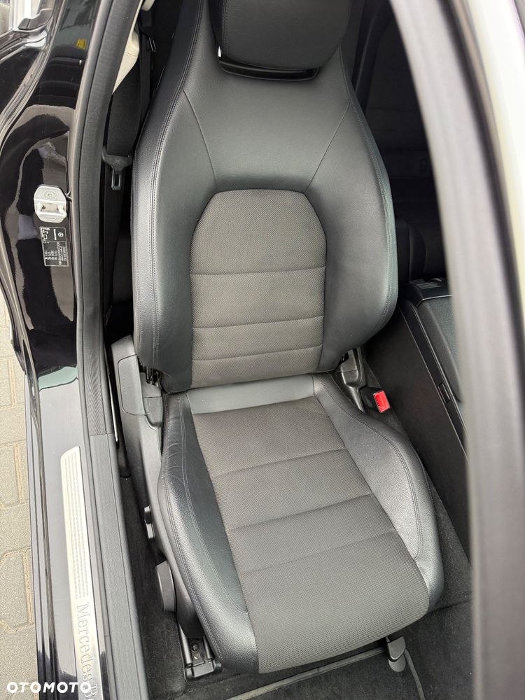 Mercedes-Benz Klasa C 180 BlueEFFICIENCY - 19