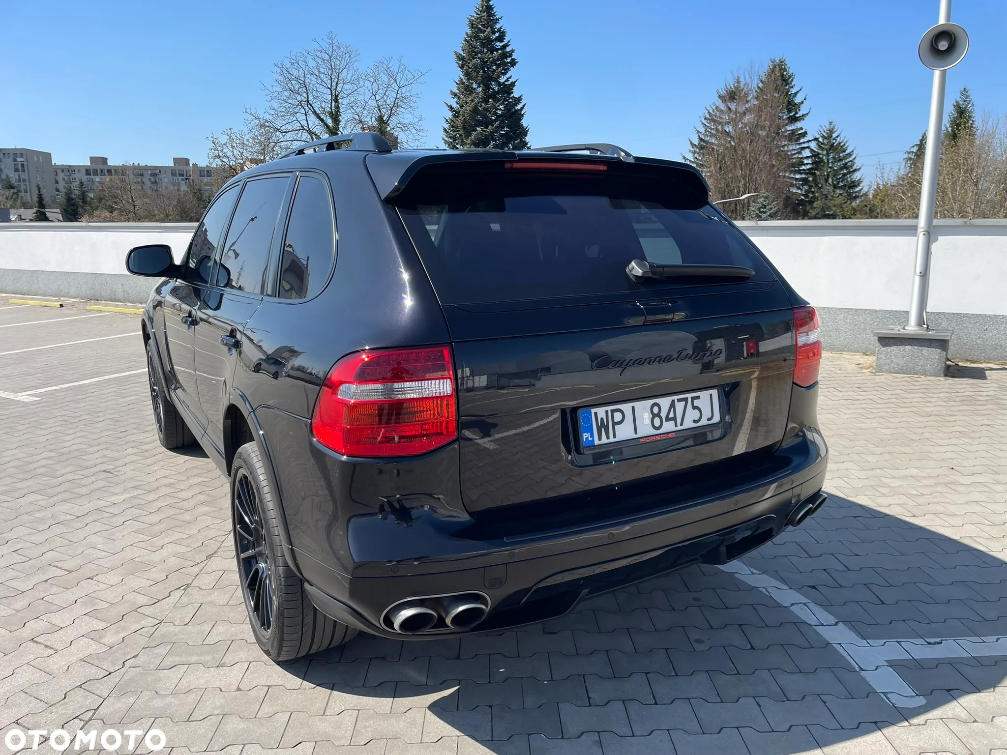 Porsche Cayenne Turbo - 3