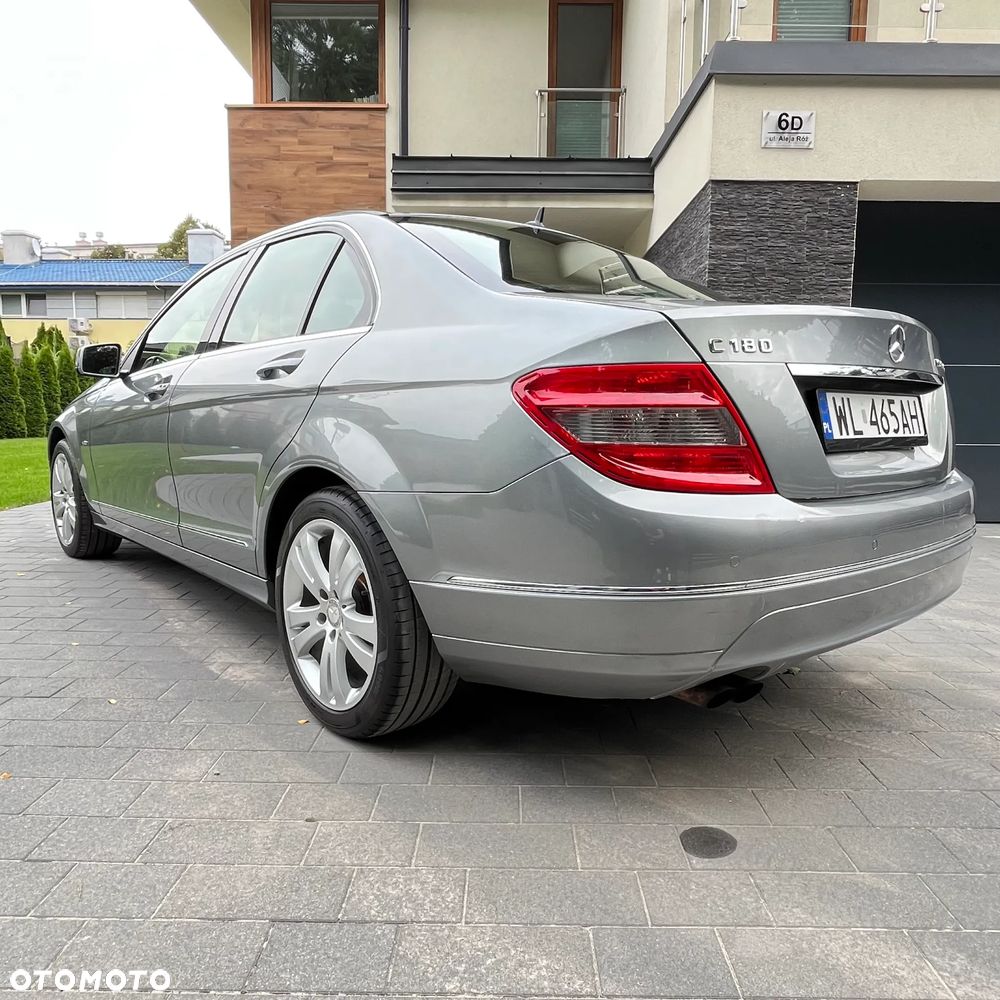 Mercedes-Benz Klasa C 180 Kompressor BlueEFFICIENCY Avantgarde - 6