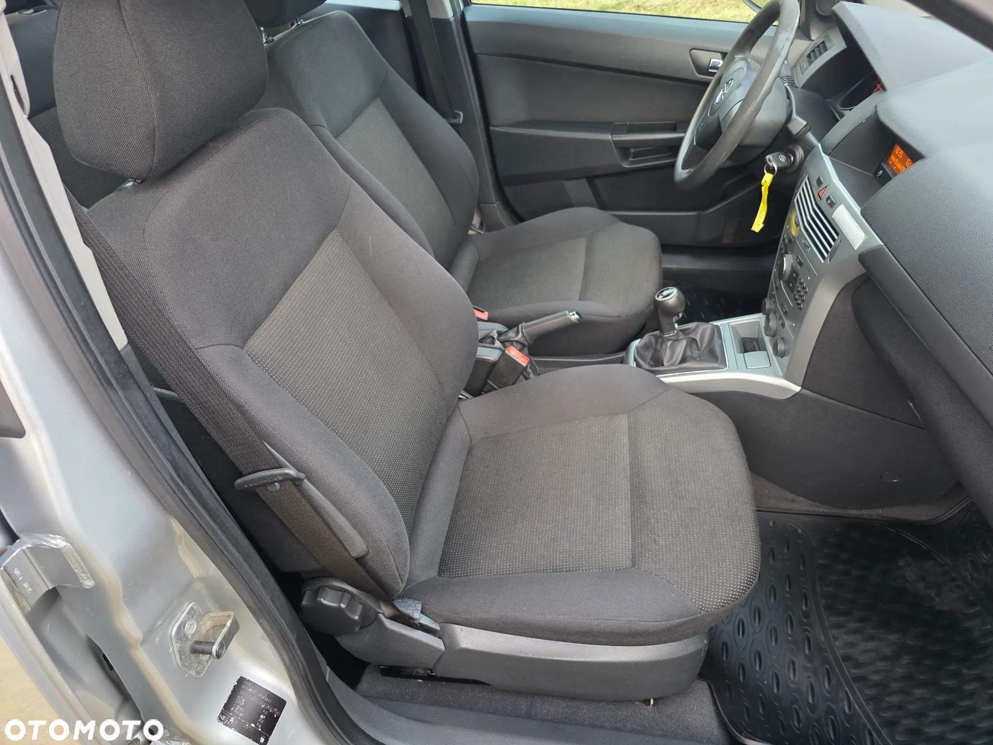 Opel Astra 1.9 CDTI DPF Innovation - 10
