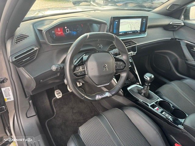 Peugeot 2008 1.2 PureTech GT - 25