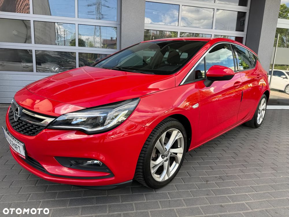 Opel Astra 1.4 T Dynamic S&S - 24