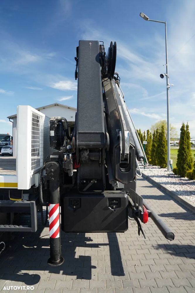 MAN TGS 35.480 / 8x4 / HDS HIAB 288 EP-5, rază de acțiune: 12,7 m / platformă laterală - 7,4 m / capacitate de ridicare: 9400 kg / EURO 6 / RADIOCOMANDĂ - 22