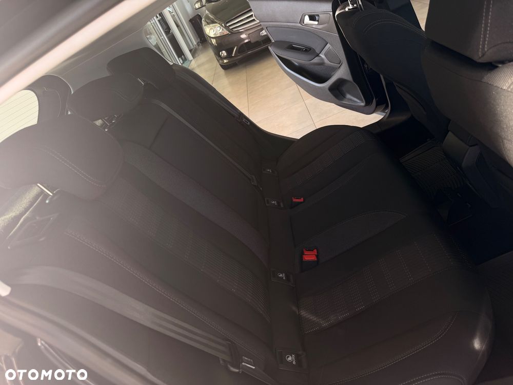 Peugeot 308 - 24