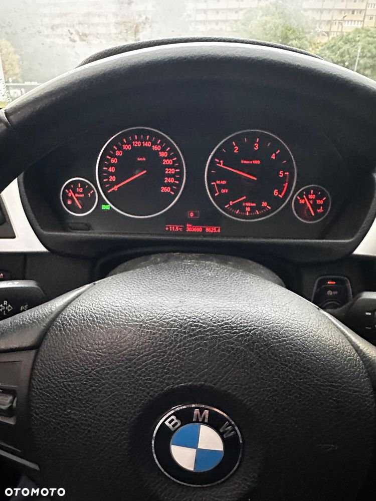 BMW Seria 3 - 37