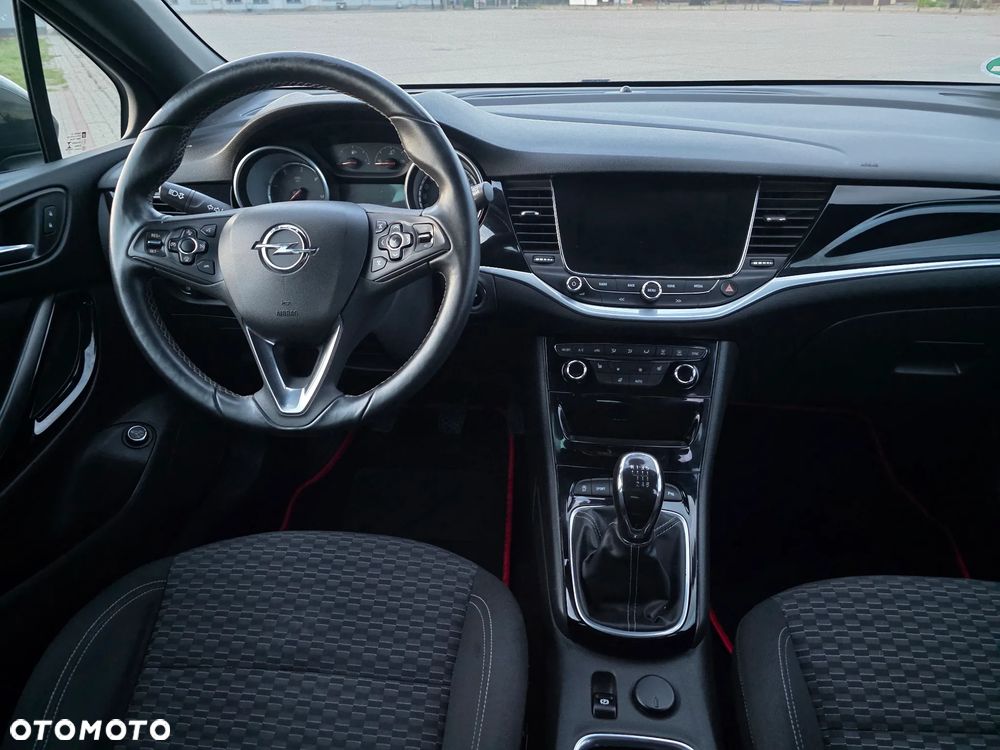 Opel Astra - 25