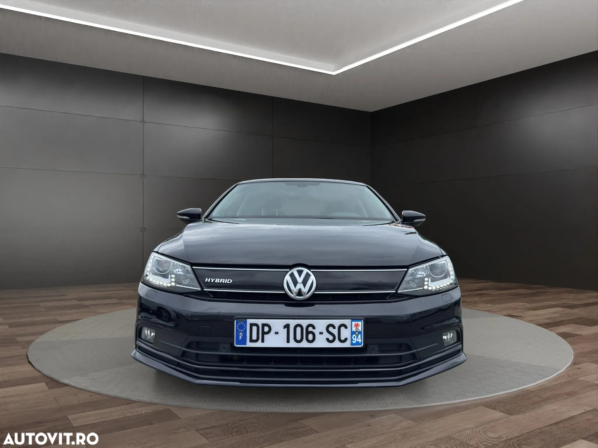 Volkswagen Jetta 1.4 Hybrid DSG - 13