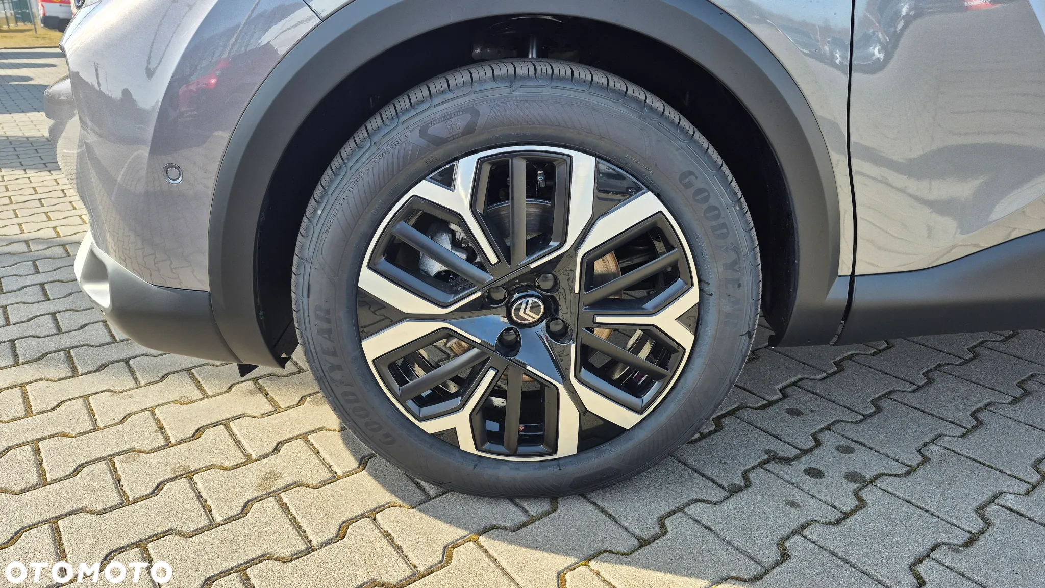 Citroën C4X 1.2 mHEV Max eDCT6 - 7