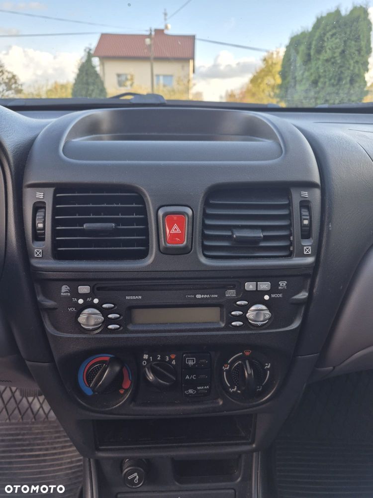 Nissan Almera - 7