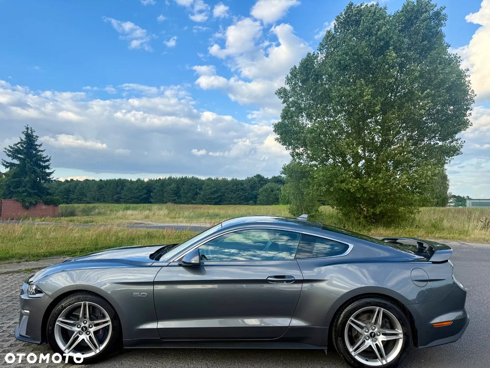 Ford Mustang - 5
