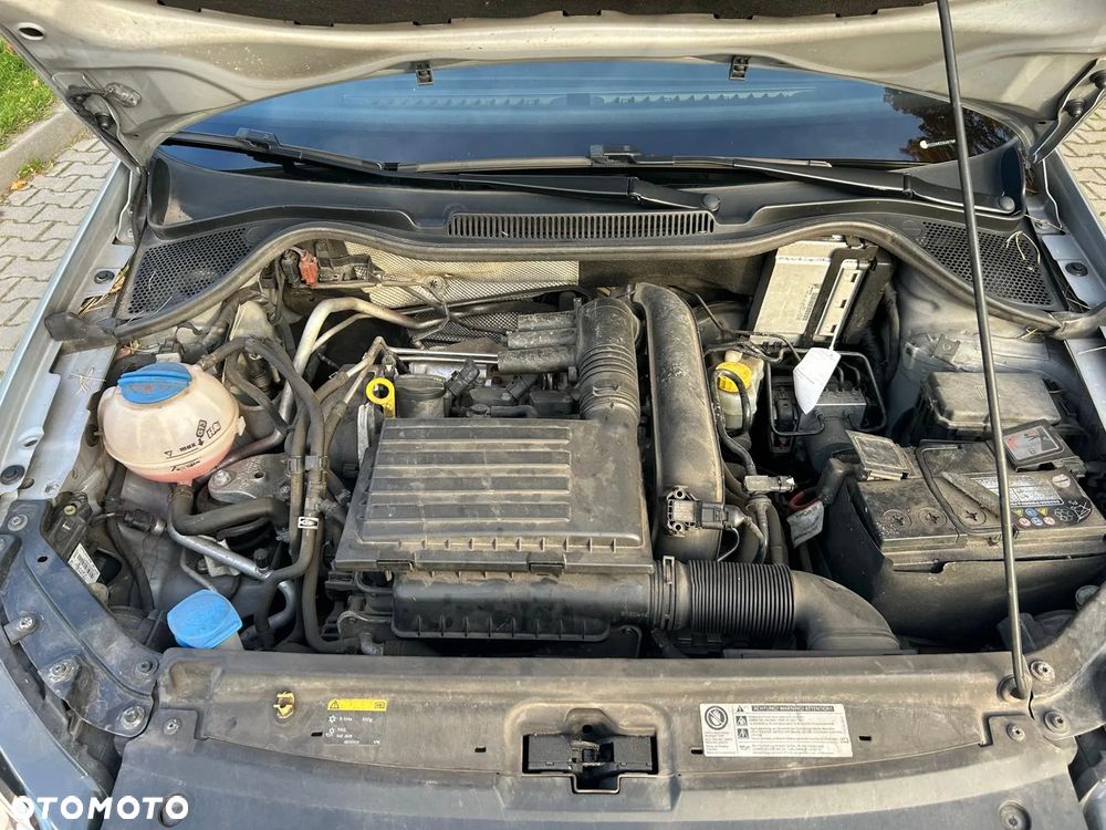 Volkswagen Polo V Hatchback 14-17 - 10
