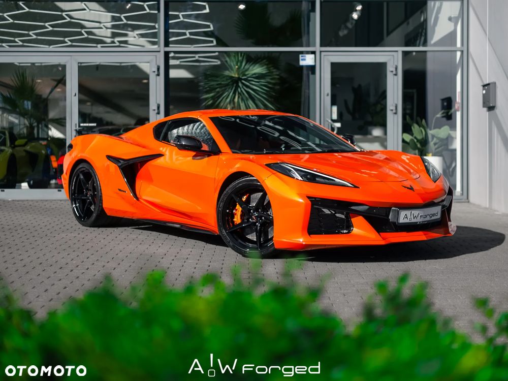 Chevrolet Corvette - 6