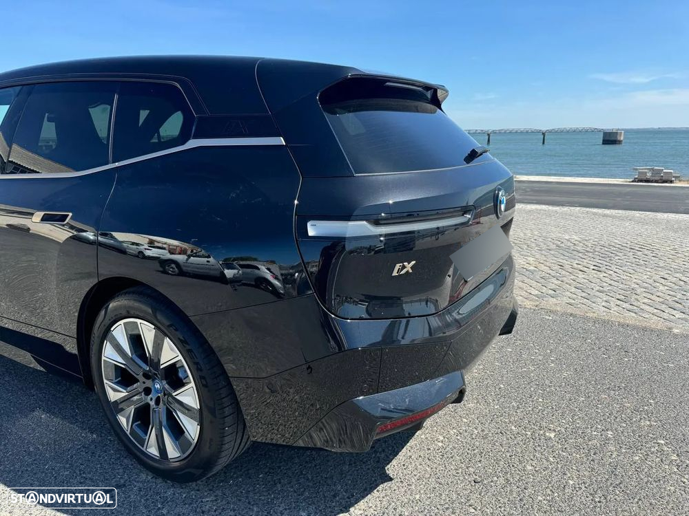 BMW iX xDrive 40 Pack Desportivo - 3