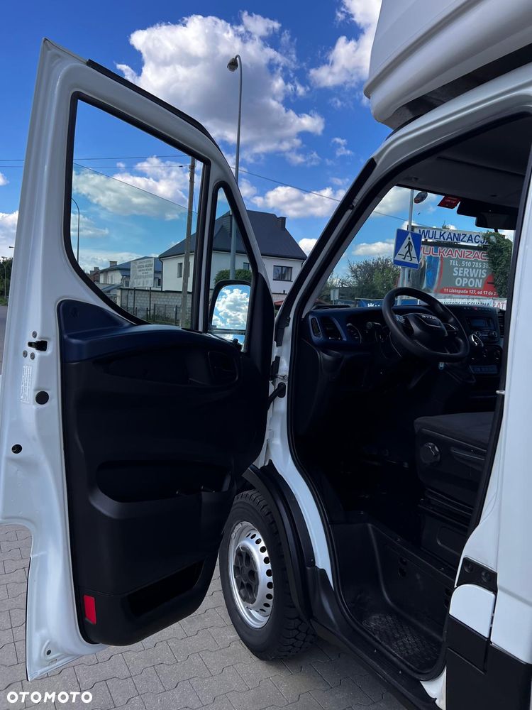 Iveco 35s16 Kontener+Winda - 15