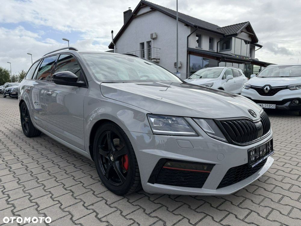 Skoda Octavia Combi 2.0 TDI DSG RS - 5