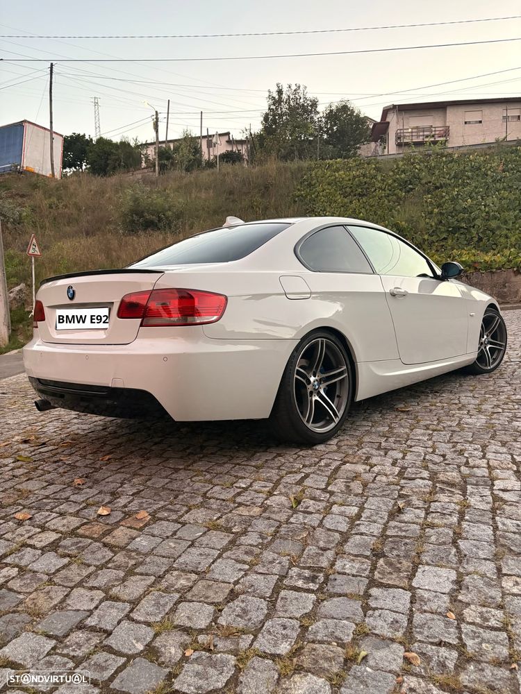 BMW 320 d Coupe Active - 2