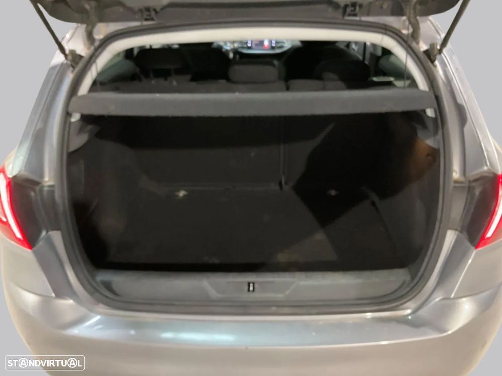Peugeot 308 - 6