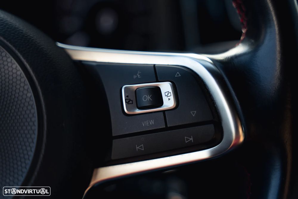 VW Golf 2.0 TSI GTI DSG Performance - 17
