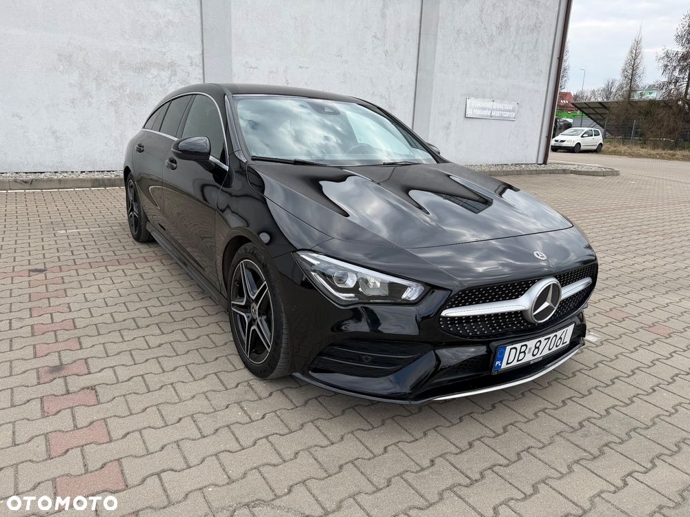 Mercedes-Benz CLA 180 7G-DCT AMG Line - 1