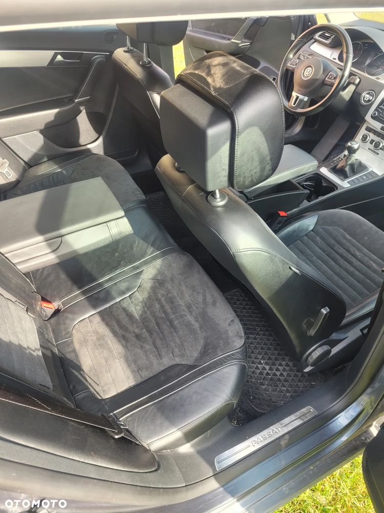 Volkswagen Passat - 9