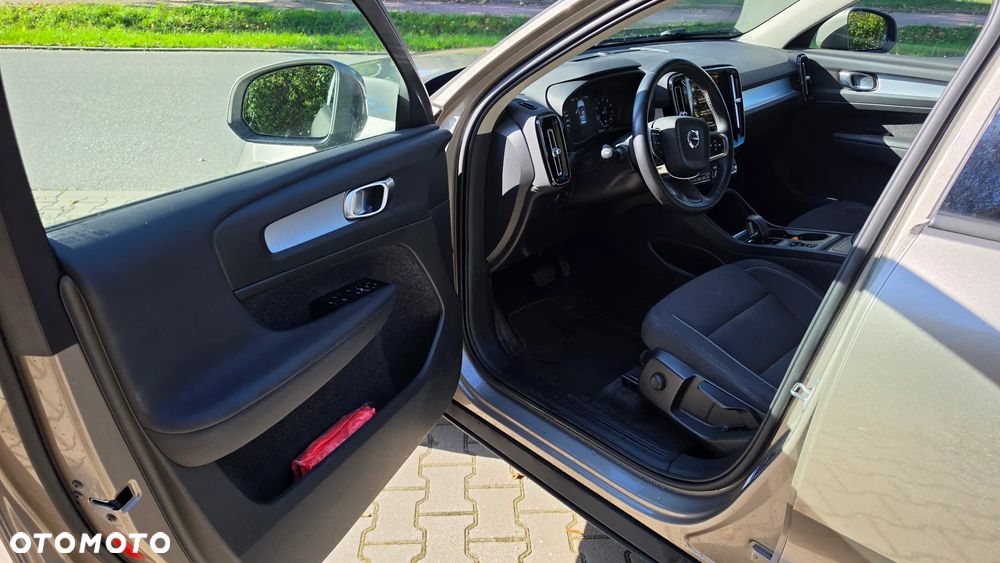 Volvo XC 40 B4 Ultra Dark - 16