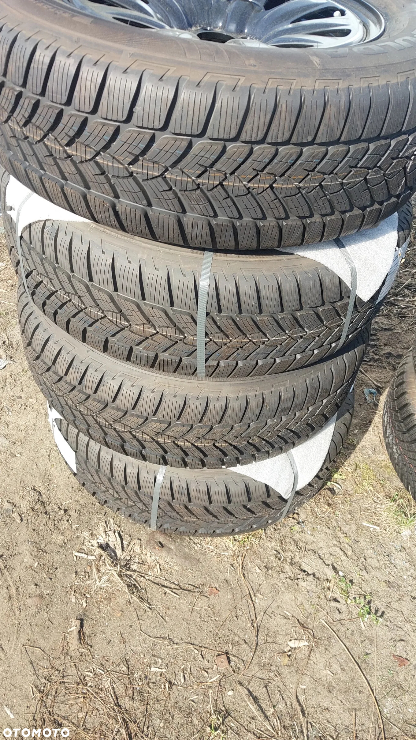 Komplet kol zimowych 6,5"x17" 5x114,3 ET39 RAV4 225/65r17 FULDA Nowe czujniki cisnienia - 2