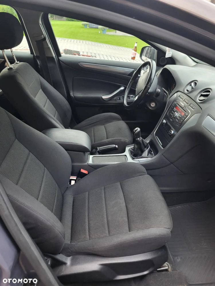 Ford Mondeo 2.0 FF Titanium - 7