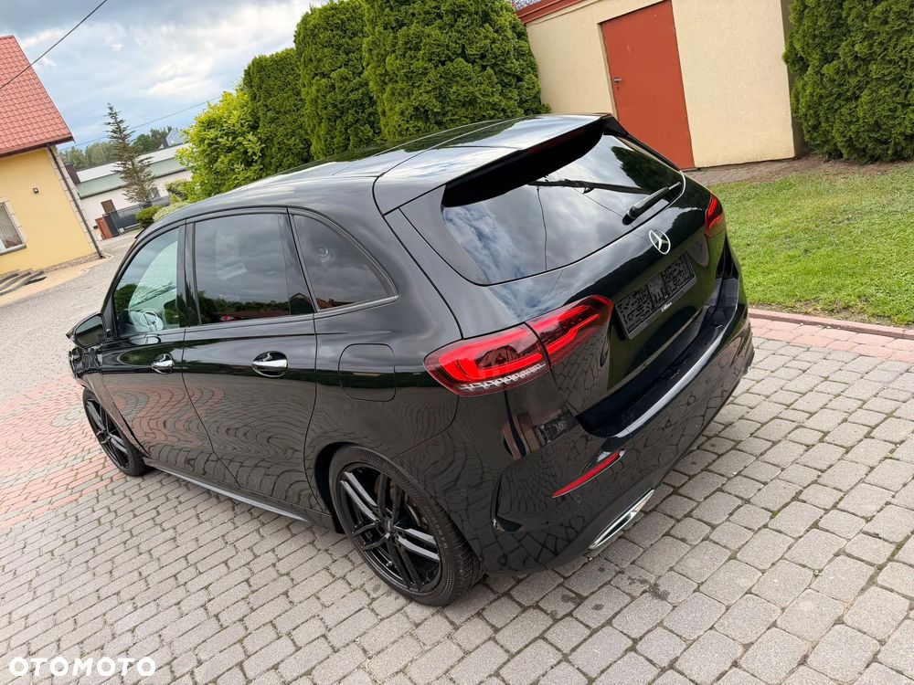 Mercedes-Benz Klasa B 250 4-Matic AMG Line 7G-DCT - 22