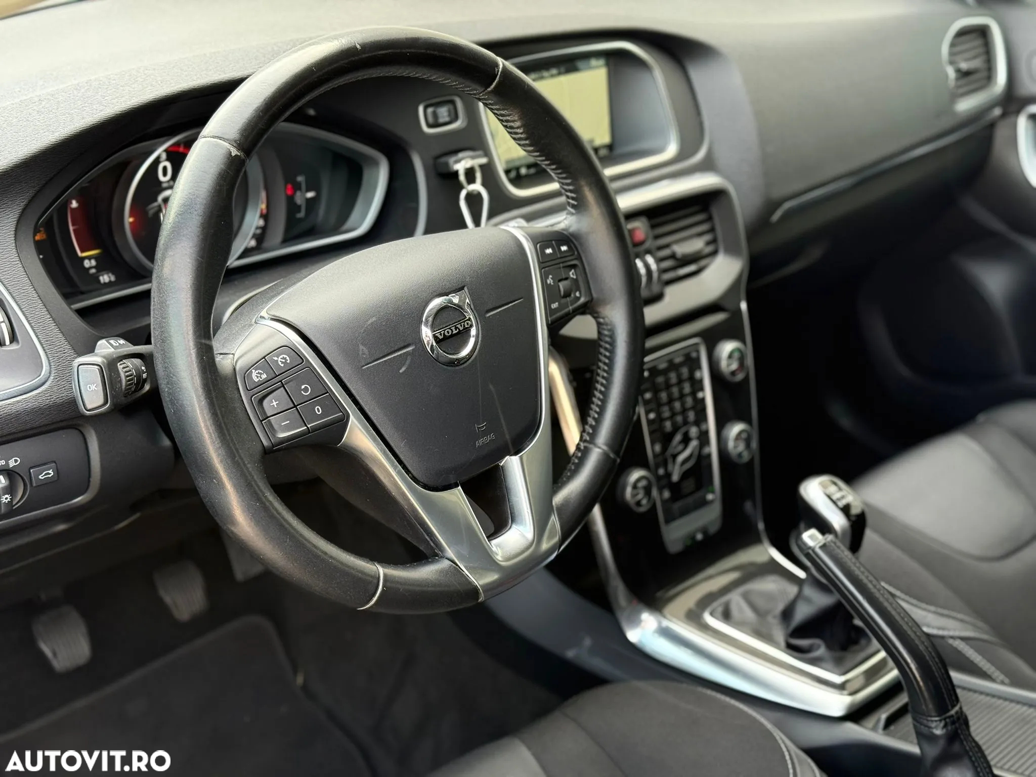 Volvo V40 D3 DRIVe Kinetic - 10