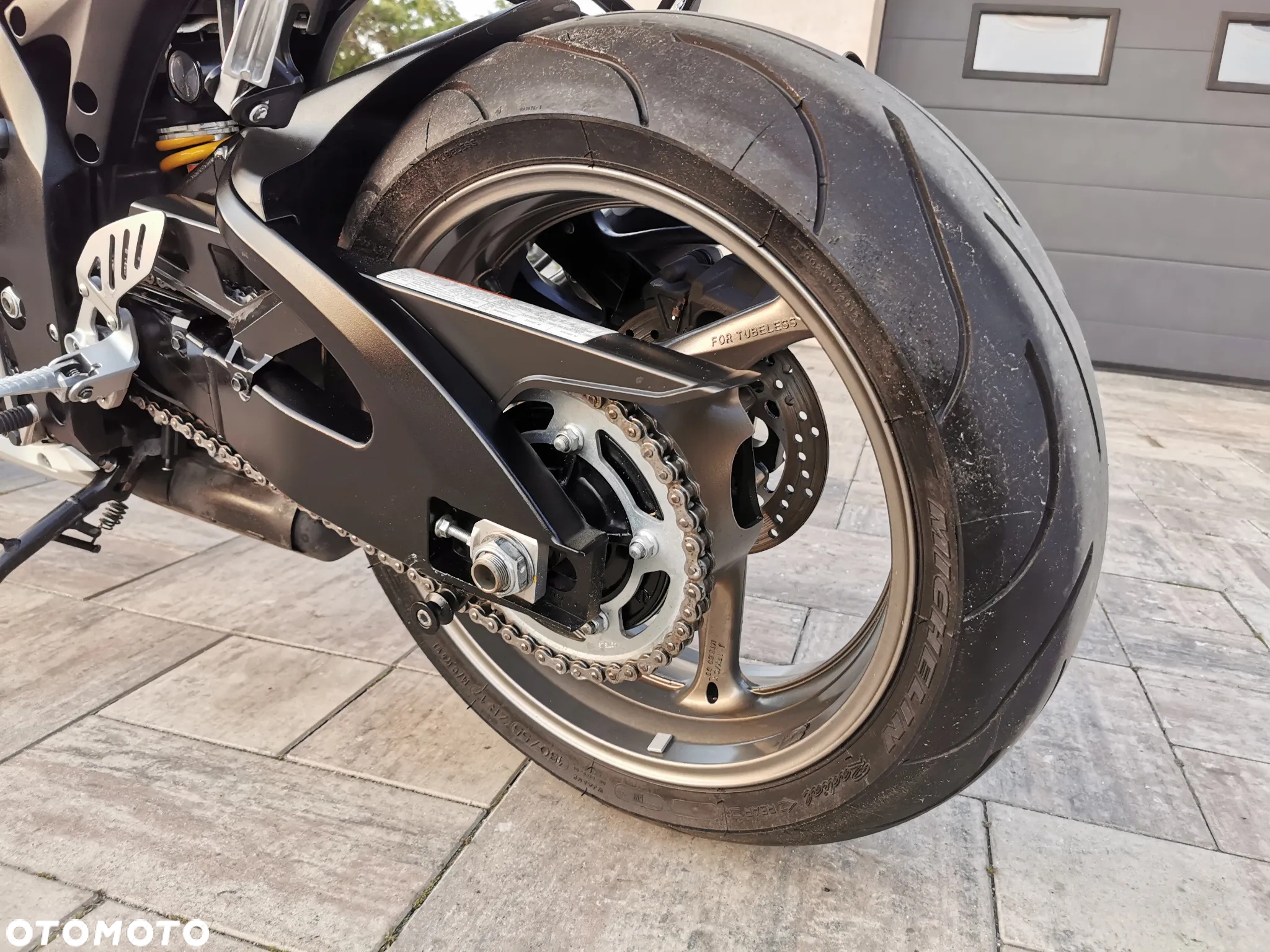 Suzuki GSX-R - 7