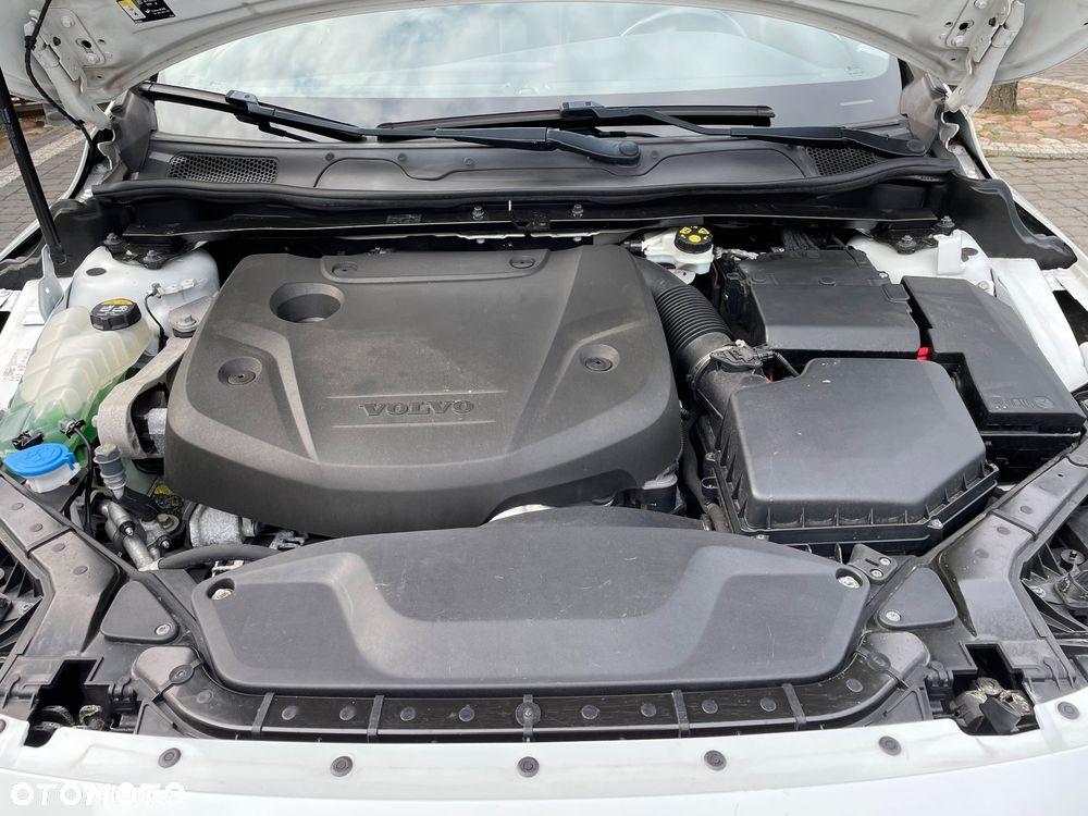 Volvo V40 D2 RDesign - 16