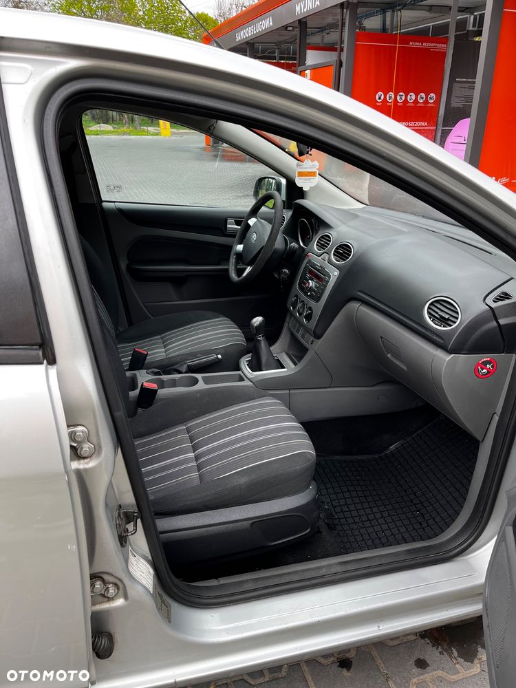 Ford Focus 1.8 TDCi Titanium - 9