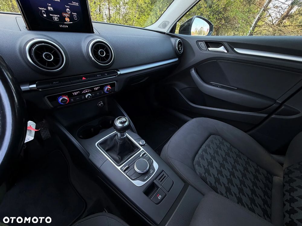 Audi A3 Limousine 1.6 TDI Sport - 31