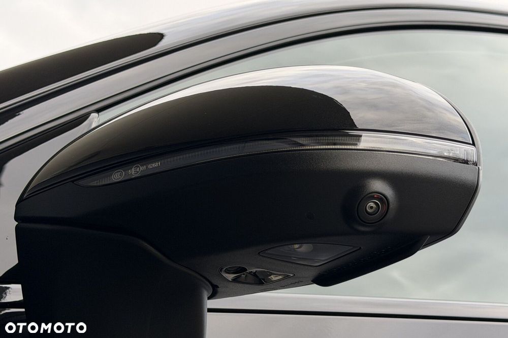 Mercedes-Benz GLC - 12