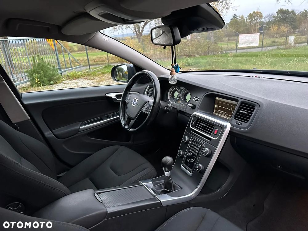 Volvo V60 D2 Ocean Race - 6