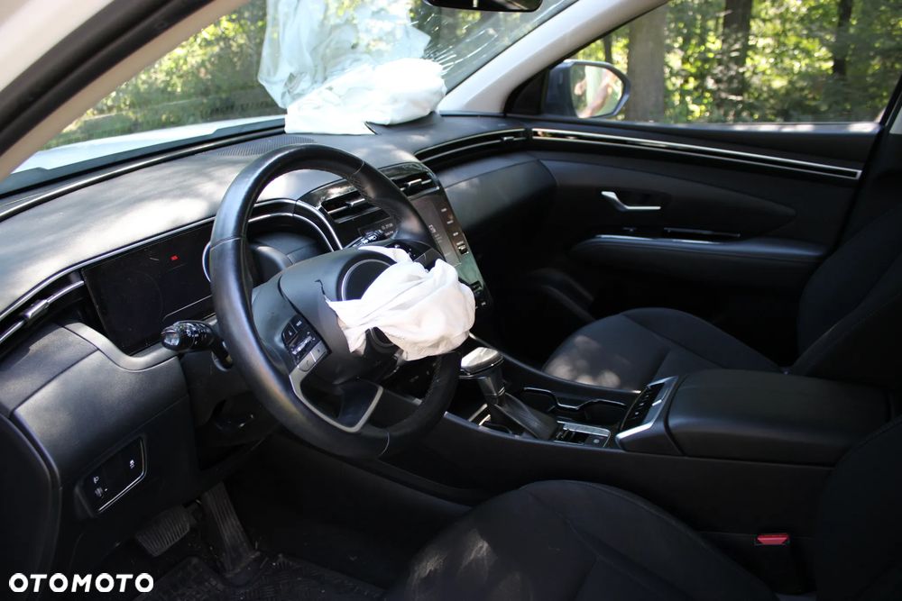 Hyundai Tucson 1.6 T-GDi 48V-Hybrid 2WD DCT Trend - 9